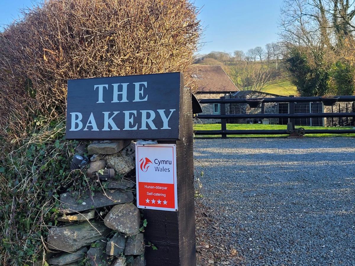 The Bakery Villa Llanddeiniol Bagian luar foto