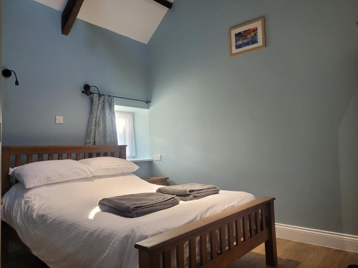 The Bakery Villa Llanddeiniol Bagian luar foto