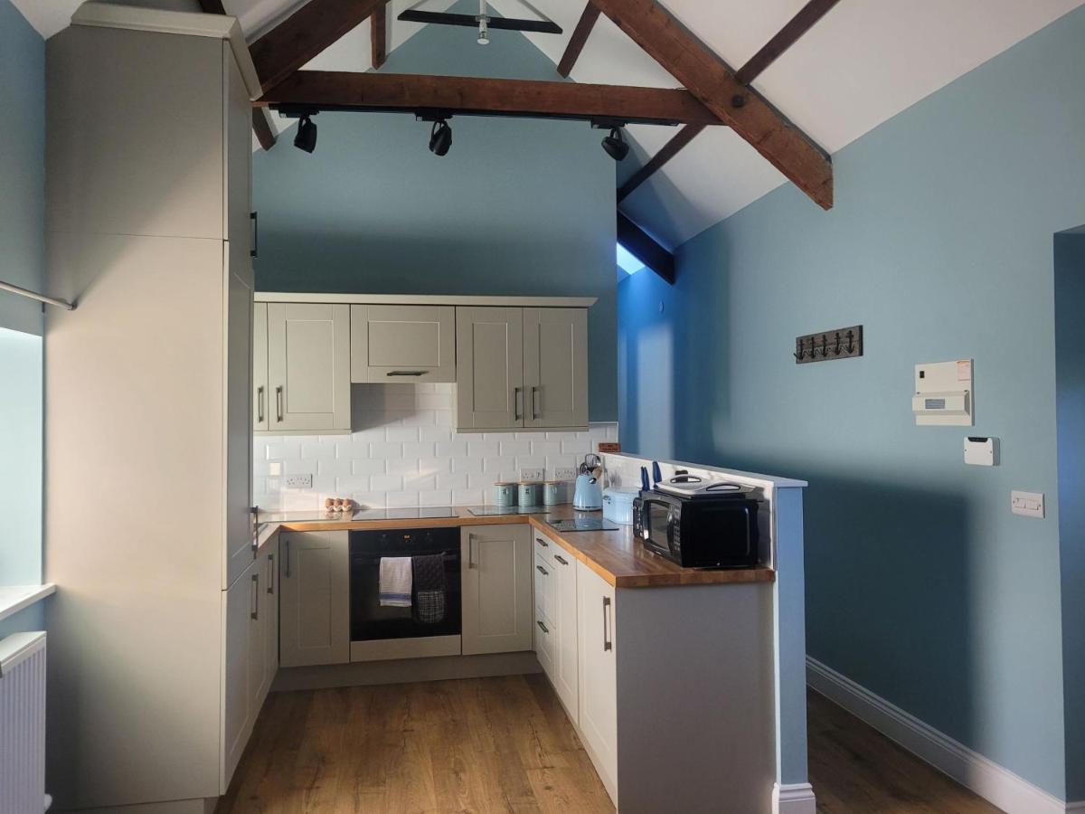 The Bakery Villa Llanddeiniol Bagian luar foto