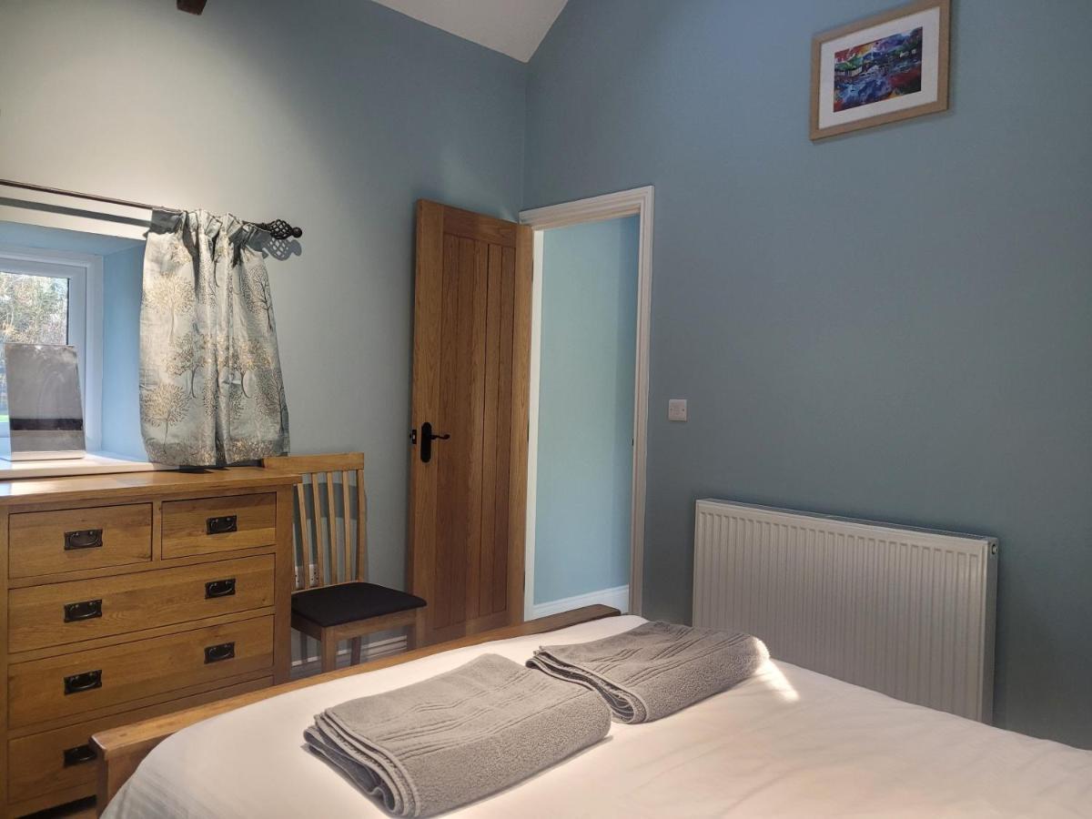 The Bakery Villa Llanddeiniol Bagian luar foto