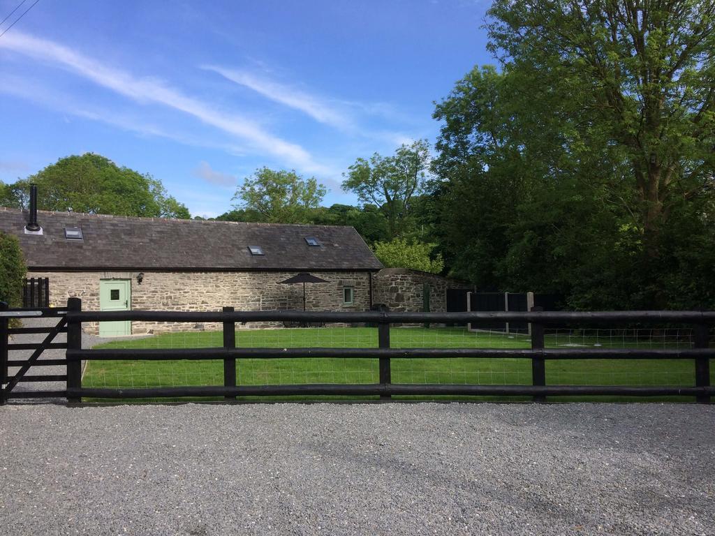 The Bakery Villa Llanddeiniol Bagian luar foto
