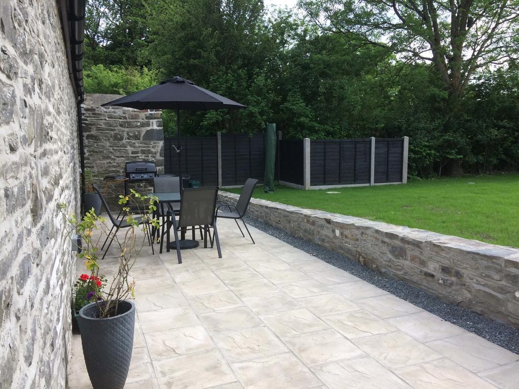 The Bakery Villa Llanddeiniol Bagian luar foto